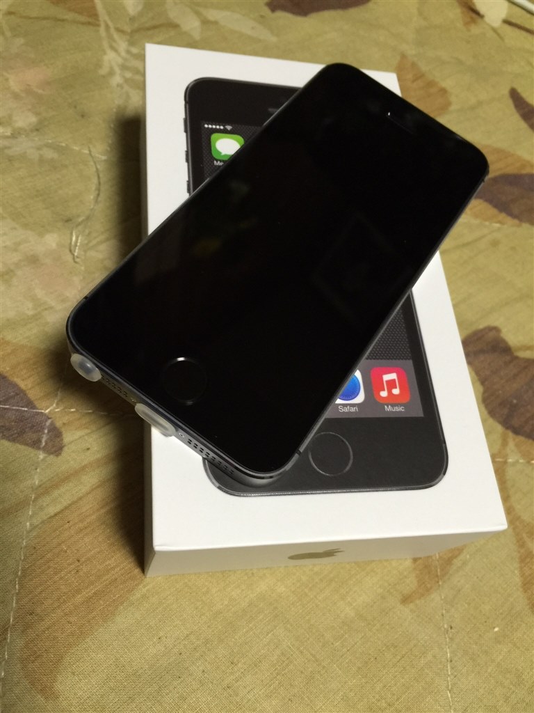 今回はグレイ Apple Iphone 5s 16gb Au スペースグレイ スマフォー貧乏さんのレビュー評価 評判 価格 Com