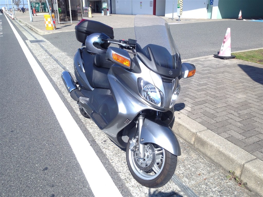 スカブ650を新旧で比較してみました！』 スズキ スカイウェイブ650 じーじ0117さんのレビュー評価・評判 - 価格.com