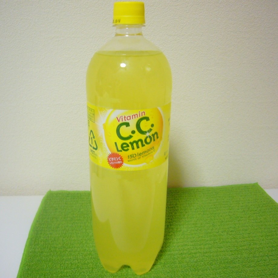 レモン レモン150分のビタミンC入り！』 サントリー C.C.レモン 1.5L×8本