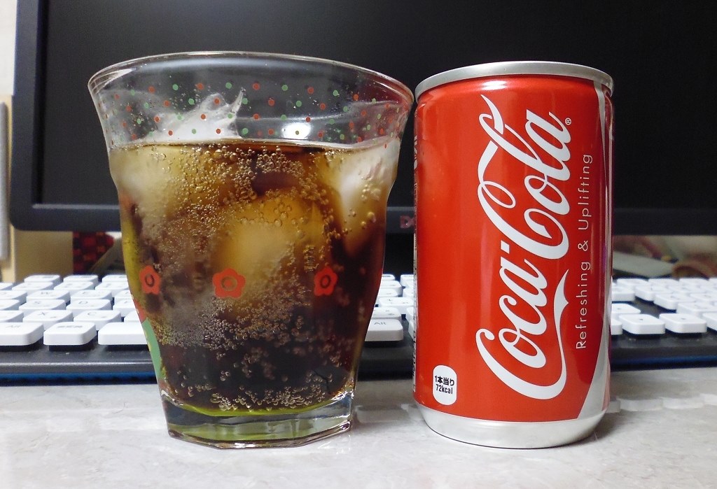 160mlとコップに1杯飲みきりサイズ』 日本コカコーラ コカ・コーラ