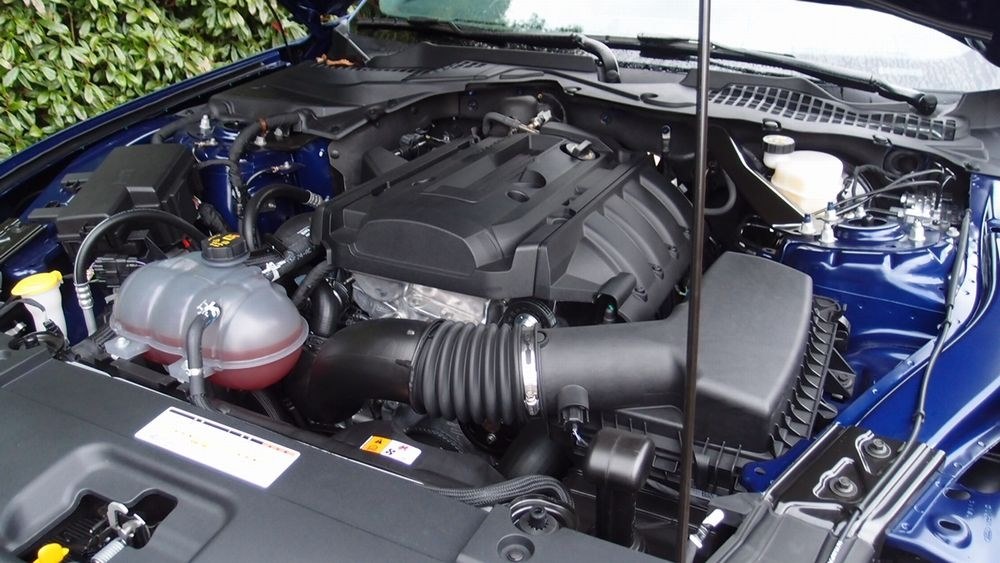 Ford マスタング６代目 2015年式〜 触媒 2.3lエコブースト フォード・マスタング エコブースト（FR/6AT）／マスタングGT