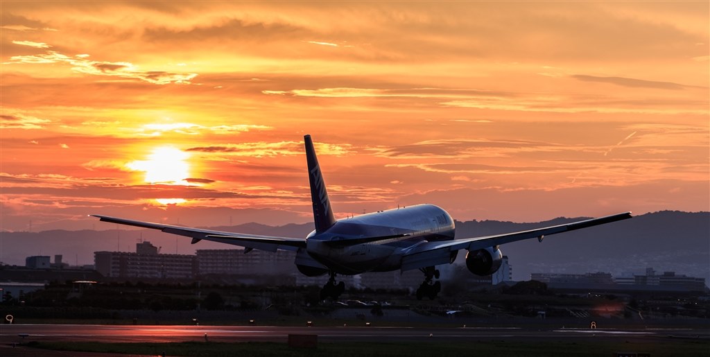 ポトレと飛行機撮影に使ってます。』 CANON EF70-200mm F2.8L IS II USM こってり冷麺さんのレビュー評価・評判 -  価格.com