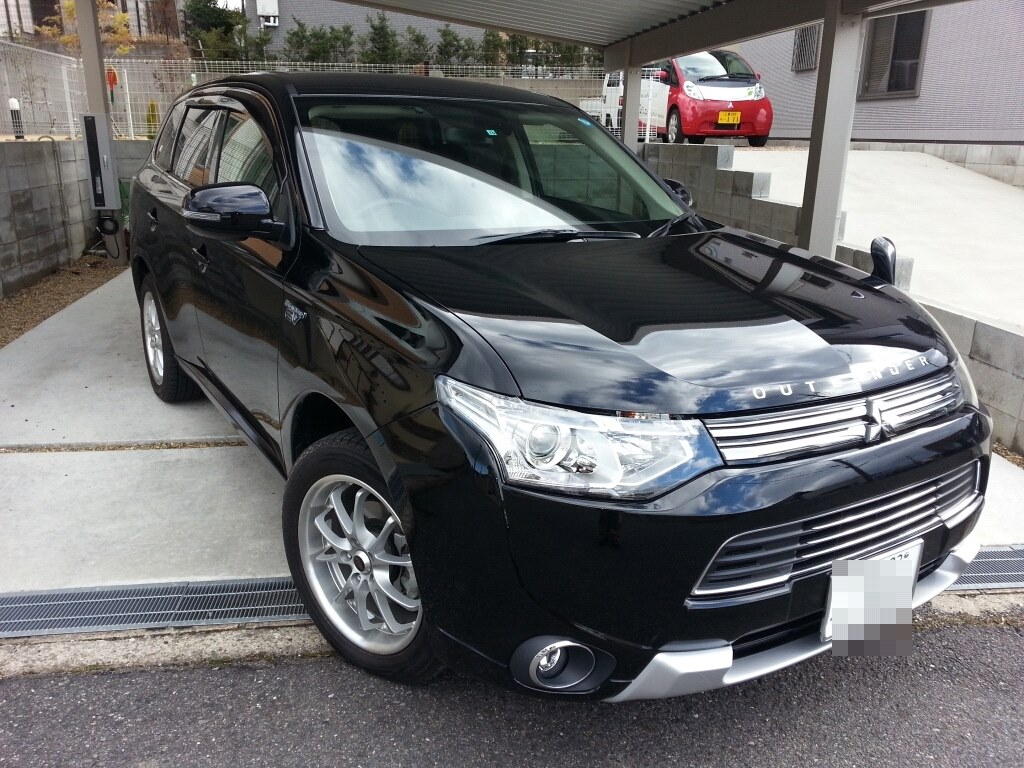 燃費性能、走行性能ともに抜群です！』 三菱 アウトランダーPHEV 2013 ...