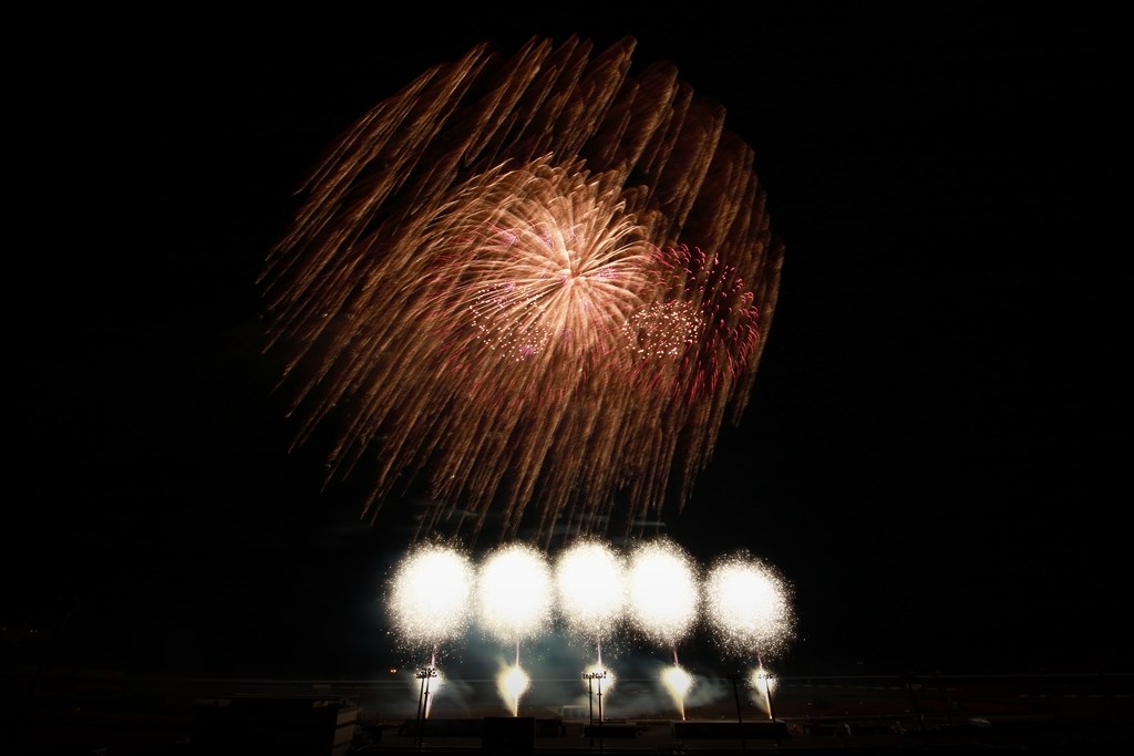 8mmの世界は凄い シグマ 8 16mm F4 5 5 6 Dc Hsm キヤノン用 Akikun999さんのレビュー評価 評判 価格 Com