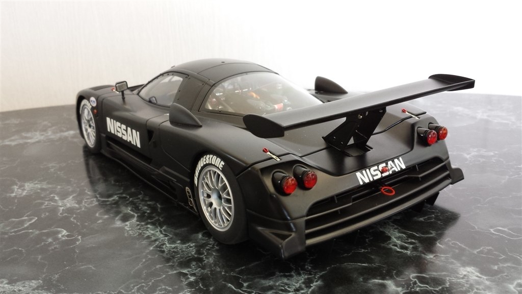 オートアート 1/18 ルマン24 ニッサン R390 GT1 22号車 オートアート 1/18 ルマン24 ニッサン R390 GT1 22号車 - メルカリ