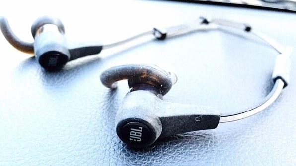ヘッドホン JBL SYNCHROS REFLECT BT BLACK JBL SYNCHROS REFLECT BT BLACK