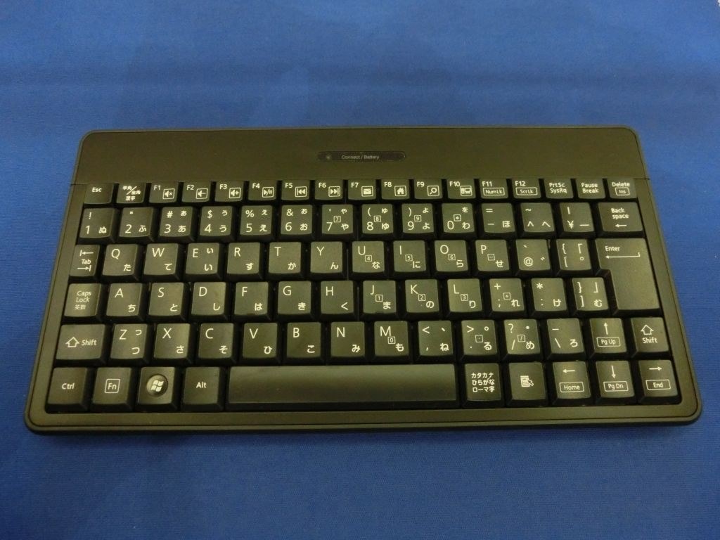 アルミ削り出しでマウス機能も搭載のキーボード』 ENERMAX