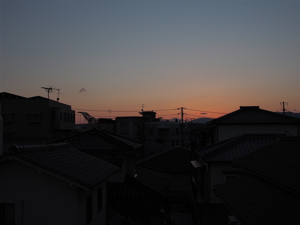 オリンパス12 40ｍｍproとの比較 シグマ 19mm F2 8 Dn ブラック マイクロフォーサーズ用 Akira Sさんのレビュー評価 評判 価格 Com