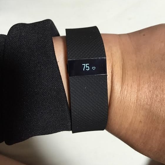 Fitbit Fitbit charge HR Lサイズ [ブラック]投稿画像・動画 - 価格.com