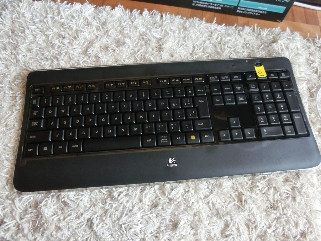 デザインが良くて使いやすいロジクールのフルキーボードK800t』 ロジクール Wireless Illuminated Keyboard K800t  [ブラック] クニ0223さんのレビュー評価・評判 - 価格.com