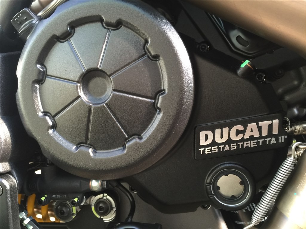 ディアベル ECU ドゥカティ 純正  バイク 部品 DIAVEL ECM エンジンコントロールユニット 割れ欠け無し 車検 Genuine:22313043