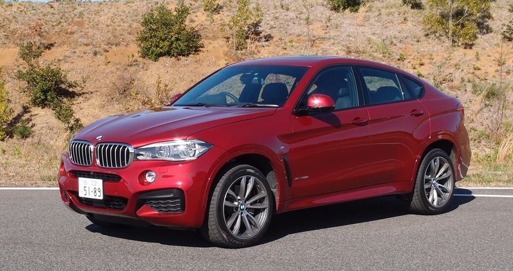 重量級のボディを豪快に加速するv8ターボ仕様エンジン Bmw X6 2014年モデル 松下宏さんのレビュー評価 評判 価格 Com
