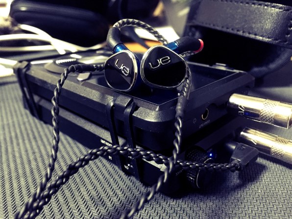 取り置き中　Ultimate Ears ue900s ue900s