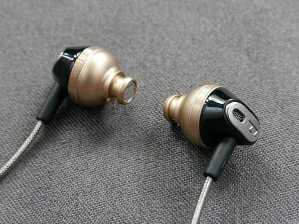 ヘッドホン Dynamic Motion DM100 サエクコマース -SAEC-