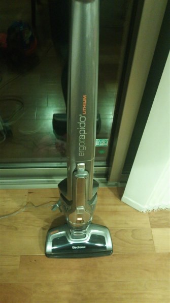 エレクトロラックス エルゴラピード・リチウム ZB3114AK投稿画像・動画