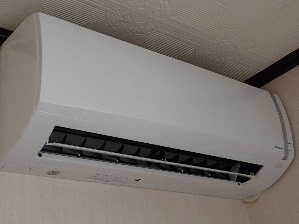 日本一安い冷房と暖房機能を備えたルームエアコン』 コロナ CSH-N2215R 