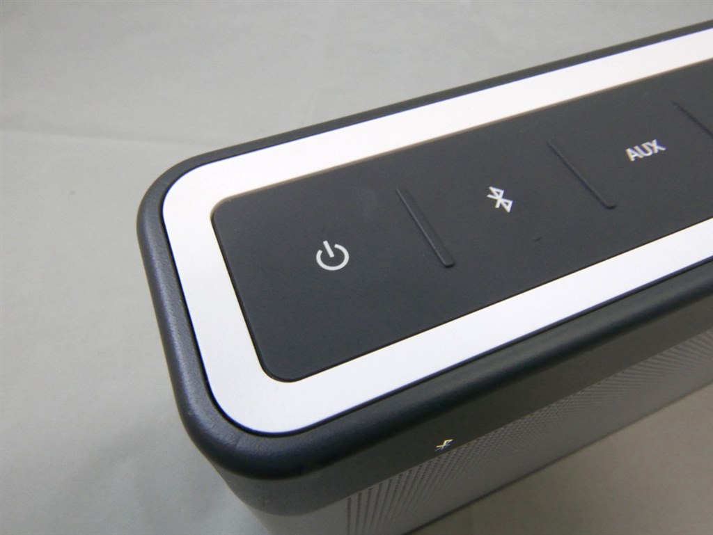 コンパクトながらBOSEサウンドの神髄が味わえる！』 Bose SoundLink