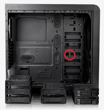 デザイン重視で選びました Thermaltake Core V51 Ca 1c6 00m1wn 00 トマリオさんのレビュー評価 評判 価格 Com