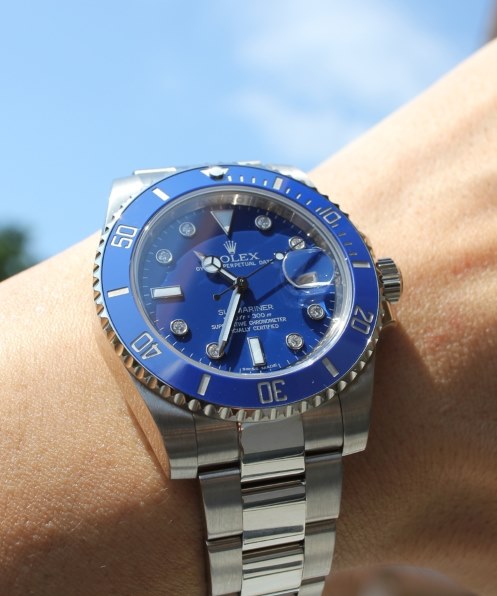ロレックス サブマリーナーデイト 116619GLB(ブルー)8Pダイヤ 価格比較