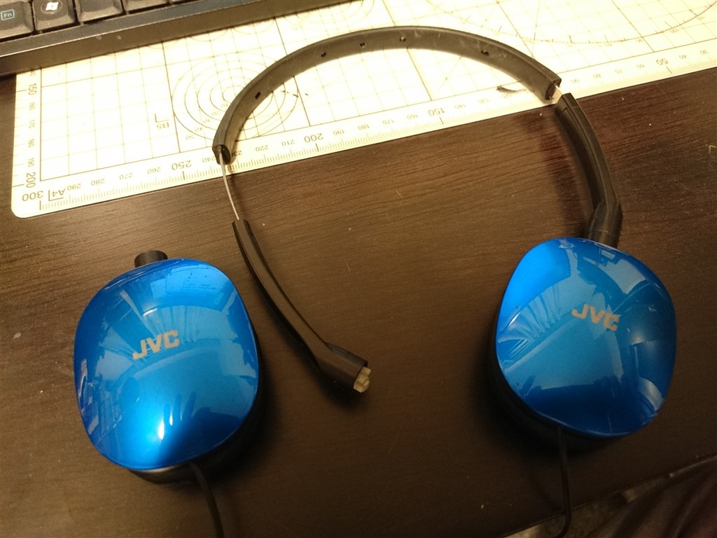 この値段でこれは良すぎる！ただしヒンジが折れやすいです。』 JVC HA