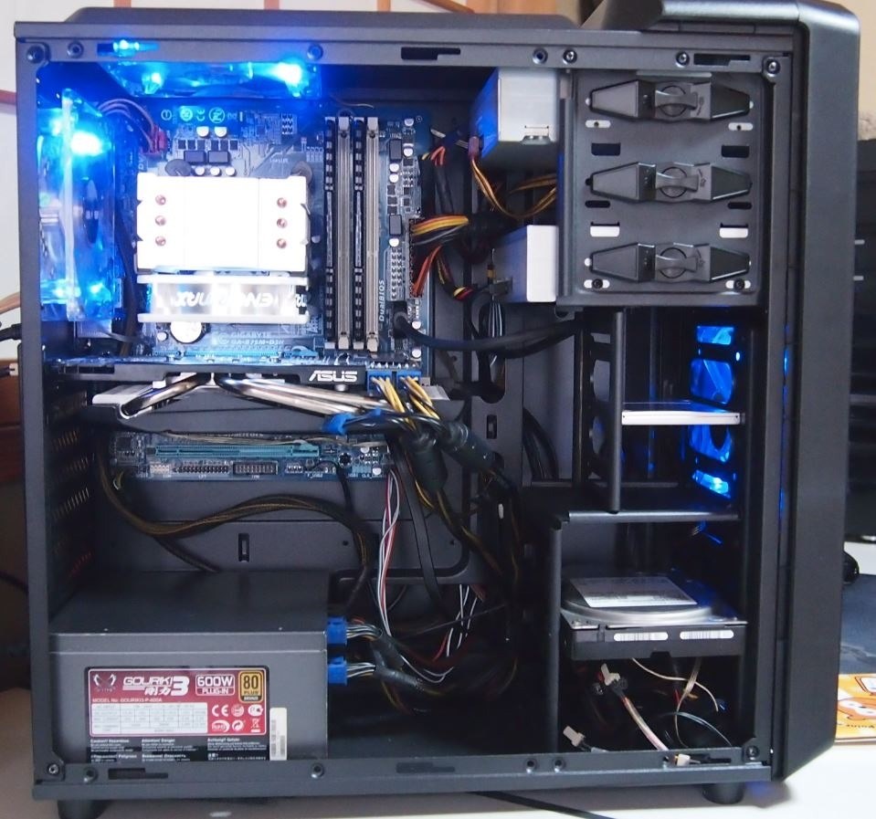 こちらもパーツ交換でレビュしておきます(^_^)』 ENERMAX Ostrog Q