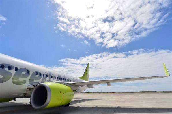 ニコン AI AF Zoom-Nikkor 18-35mm f/3.5-4.5D IF-ED投稿画像・動画