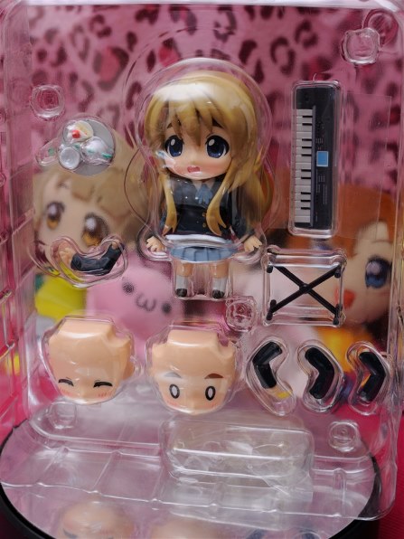 ねんどろいど 琴吹 紬　けいおん 琴吹紬 グッドスマイルカンパニー　 フィギュア 可愛いです(*^▽^*)』 グッドスマイルカンパニー ねんどろいど No.102