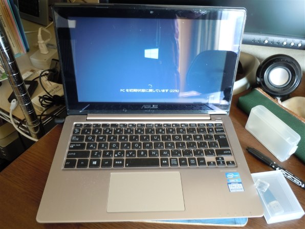 スマホ・タブレット・パソコン ASUS VivoBook X202E-CT3317G ASUS VivoBook X202E X202E-CT3317G [シャンパンゴールド]の製品