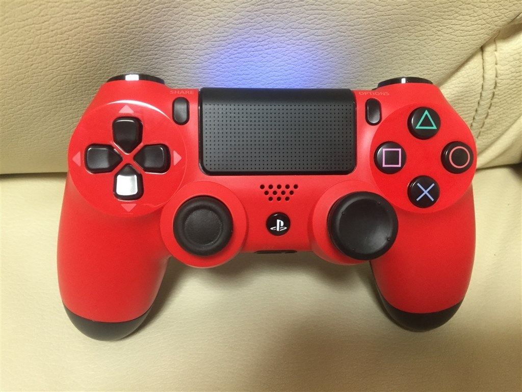 レッド買いました Sie ワイヤレスコントローラー Dualshock 4 Cuh Zct1j 01 マグマ レッド 納豆ラーメンさんのレビュー評価 評判 価格 Com