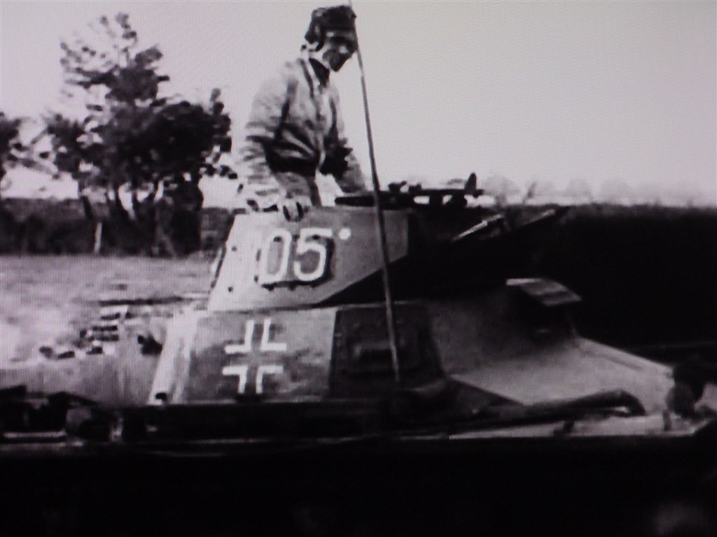 ドイツ軍の電撃戦 ドキュメンタリー ブリッツクリーグ ナチスドイツ 電撃戦の全貌 ポーランド侵攻 Ade 0843 Dvd 猫の名前はシロちゃんさんのレビュー評価 評判 価格 Com