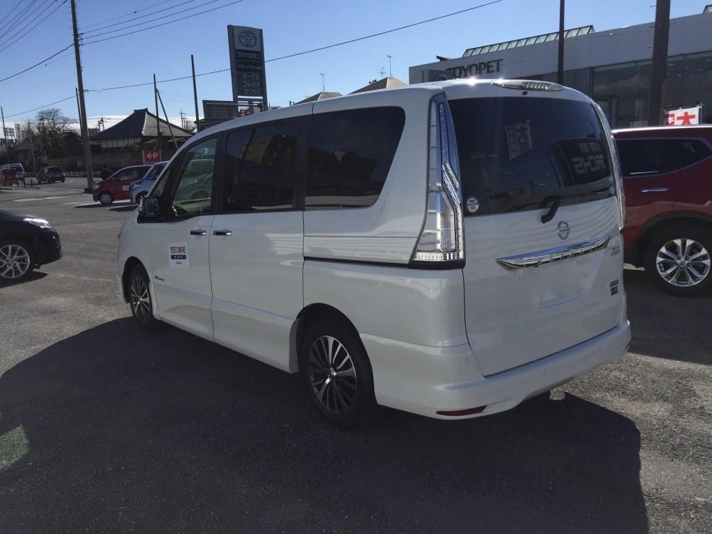 さよなら日産!(売却レビュー)』 日産 セレナ 2010年モデル さよなら日産!(売却レビュー)』 日産 セレナ 2010年モデル
