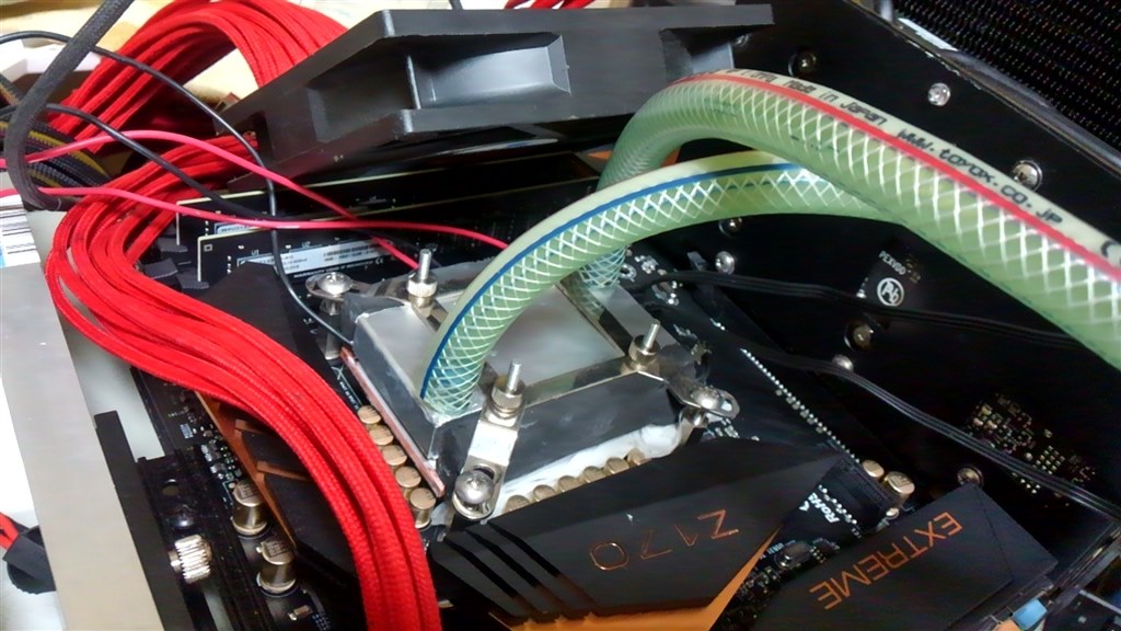 Sky OCの幻影を追え！』 ASRock Z170 Extreme6 軽部さんのレビュー評価