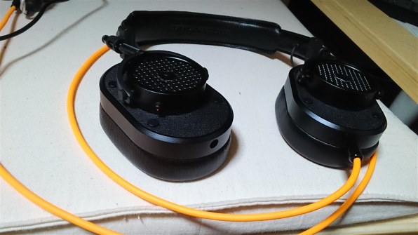 MASTER & DYNAMIC MH40 [BLACK/BLACK] レビュー評価・評判