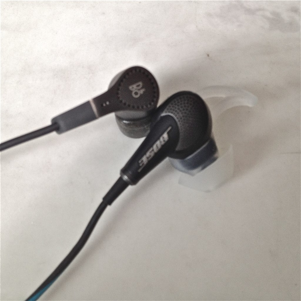 納得の商品名：Quiet Comfort 20』 Bose QuietComfort 20 Acoustic