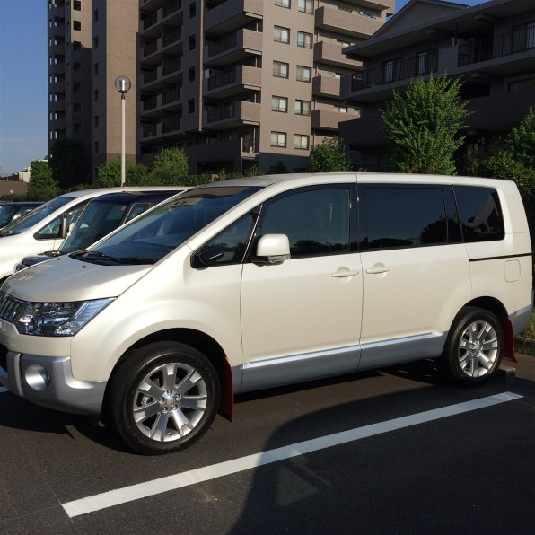 スポーツカー好きが唯一乗れる四駆ミニバン 三菱 デリカ D 5 07年モデル デリ男d 5さんのレビュー評価 評判 価格 Com スポーツカー好きが唯一乗れる四駆ミニバン 三菱 デリカ D 5 07年モデル デリ男d 5さんのレビュー評価 評判 価格 Com