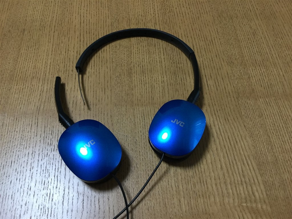 この値段でこれは良すぎる！ただしヒンジが折れやすいです。』 JVC HA