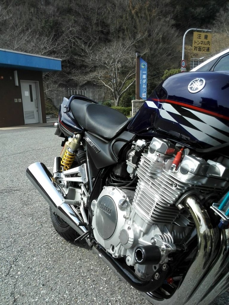 大型バイク入門に使える ヤマハ Xjr1300 Xjr押すなよさんのレビュー評価 評判 価格 Com