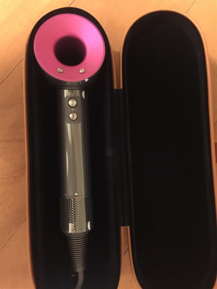 ダイソン Dyson Supersonic Ionic レザーボックス付き [アイアン