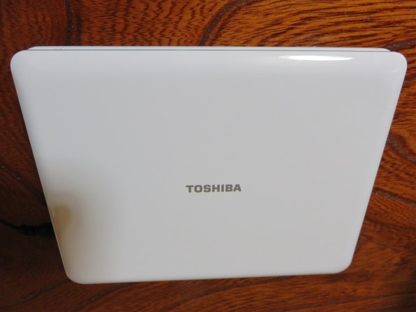 東芝 REGZA SD-P710SW ホワイト SD-P710SW ポータブルDVDプレーヤー 1台 REGZA 【通販モノタロウ】