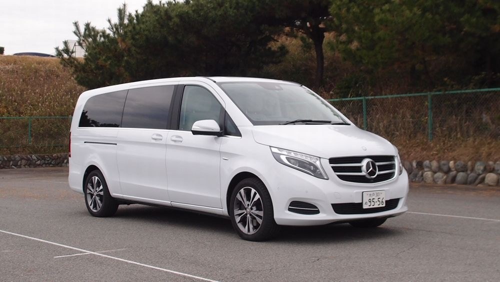 走りのフィールは商用車のもので国産ミニバンには遠く及ばない メルセデス ベンツ Vクラス 16年モデル 松下宏さんのレビュー評価 評判 価格 Com