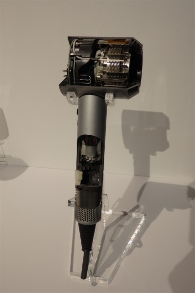 ダイソン Dyson Supersonic Ionic [ホワイト/シルバー]投稿画像・動画
