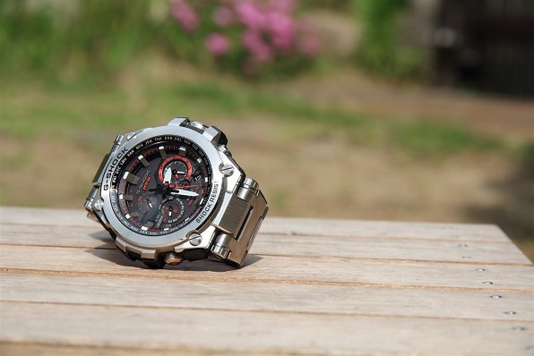 【値下げ中】G-SHOCK  MTG-S1000D-1A4JF時刻アラーム