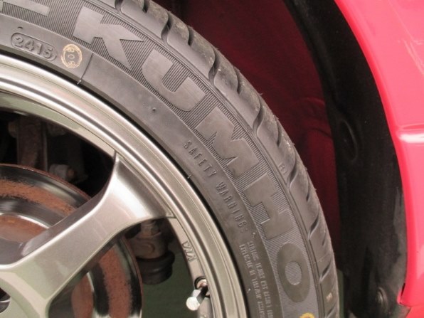 クムホ ECSTA SPT 165/40R16 x4hs51.jpg
