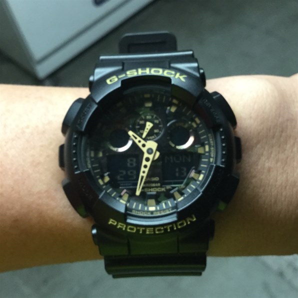 EB0017 G-SHOCK  GA-100CF