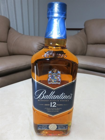 バランタイン 12年 700ml Amazon.co.jp: バランタイン 12年 ブルー 40% 700ml : 食品