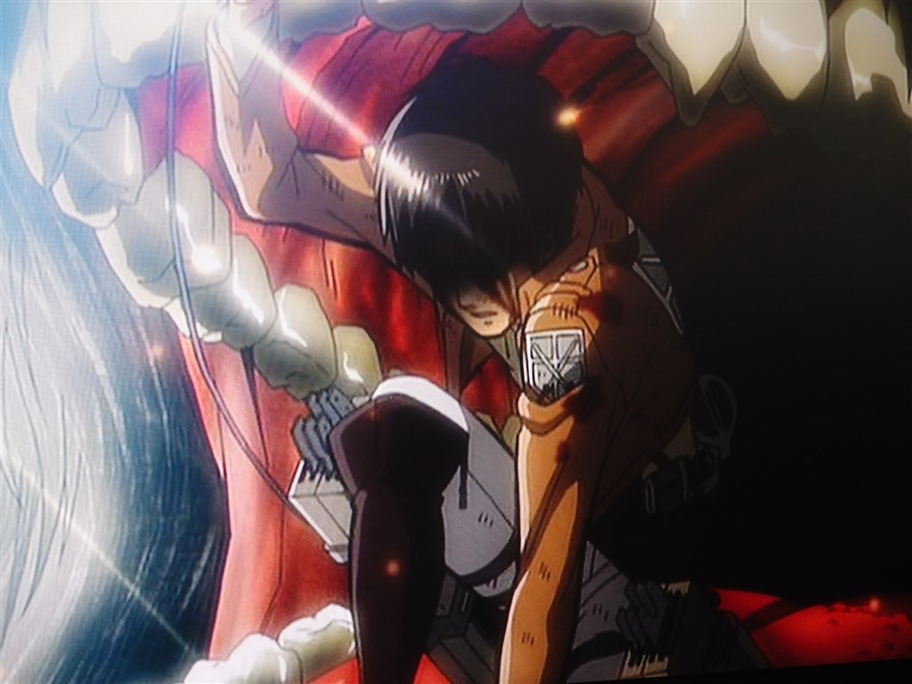 巨人がエレンを呑みこむ アニメ 進撃の巨人3 Pcbg Dvd 猫の名前はシロちゃんさんのレビュー評価 評判 価格 Com