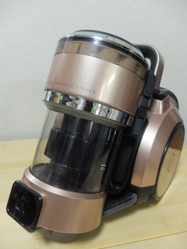 日本ブランドらしい隅々まで気配りが行き届いた掃除機』 東芝