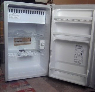 ひとり暮らし用の省エネの1ドア冷蔵庫の長所と短所』 DAEWOO DR-77AS