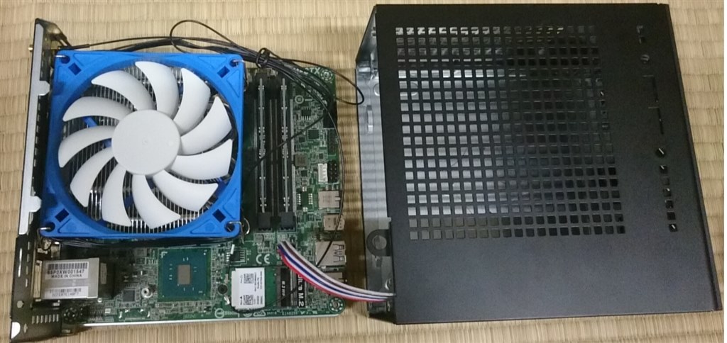 windows7でもう少し粘る』 ASRock DeskMini 110/B/BB [ブラック