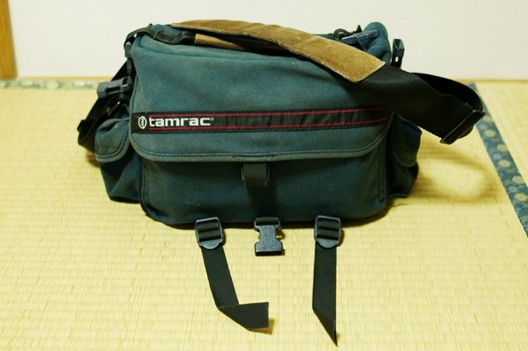 Tamrac カメラバッグ Model606 Tamrac Model 606 (ネイビー)投稿画像・動画 - 価格.com